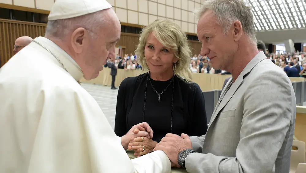 El cantante Sting, en audiencia con el Papa Francisco