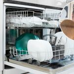 ¿Usas utensilios de madera para cocinar? Este es el grave error que se comete al lavarlos que puede comprometer la salud