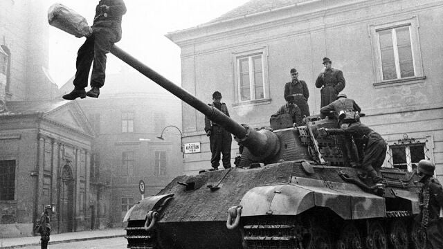Olivier Wieviorka, historiador: "[En Occidente] hemos pecado de optimismo pensando que la guerra había desaparecido"