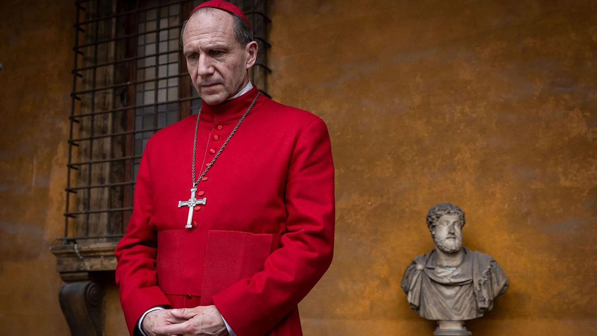 El actor Ralph Fiennes protagoniza 'Conclave'