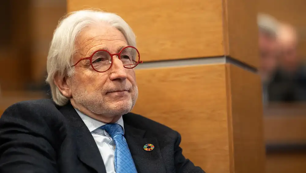 Economía.- Sánchez Llibre (Foment) afea el pacto de vivienda de Goven, ERC, Comuns y CUP: Un "tripartito encubierto"