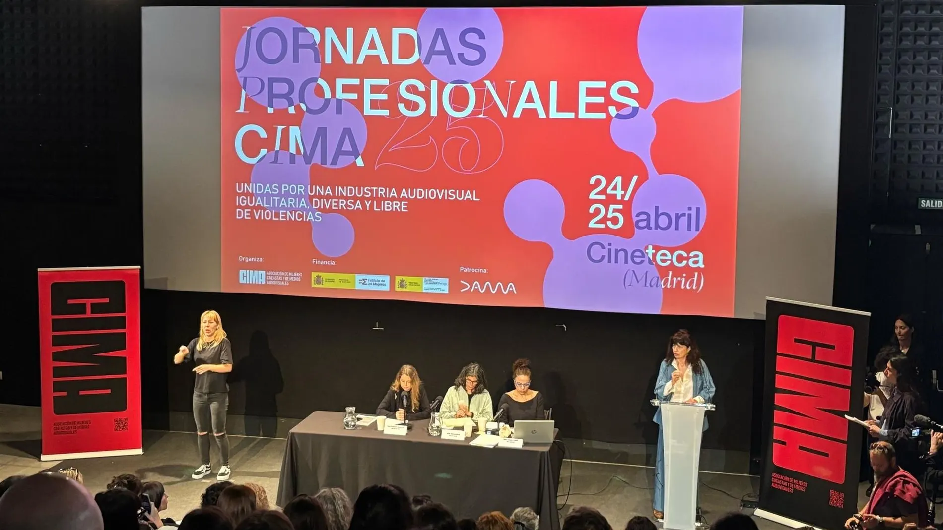 Más del 60% de mujeres declara haber sufrido violencia sexual en la industria audiovisual española