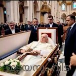 Imagen falsa del Papa creada para estafar por internet