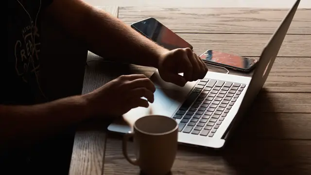 La nueva tarifa de Adamo combina fibra y móvil La nueva tarifa de Adamo combina fibra y móvil