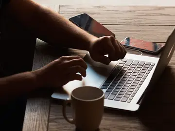 La nueva tarifa de Adamo combina fibra y móvil La nueva tarifa de Adamo combina fibra y móvil