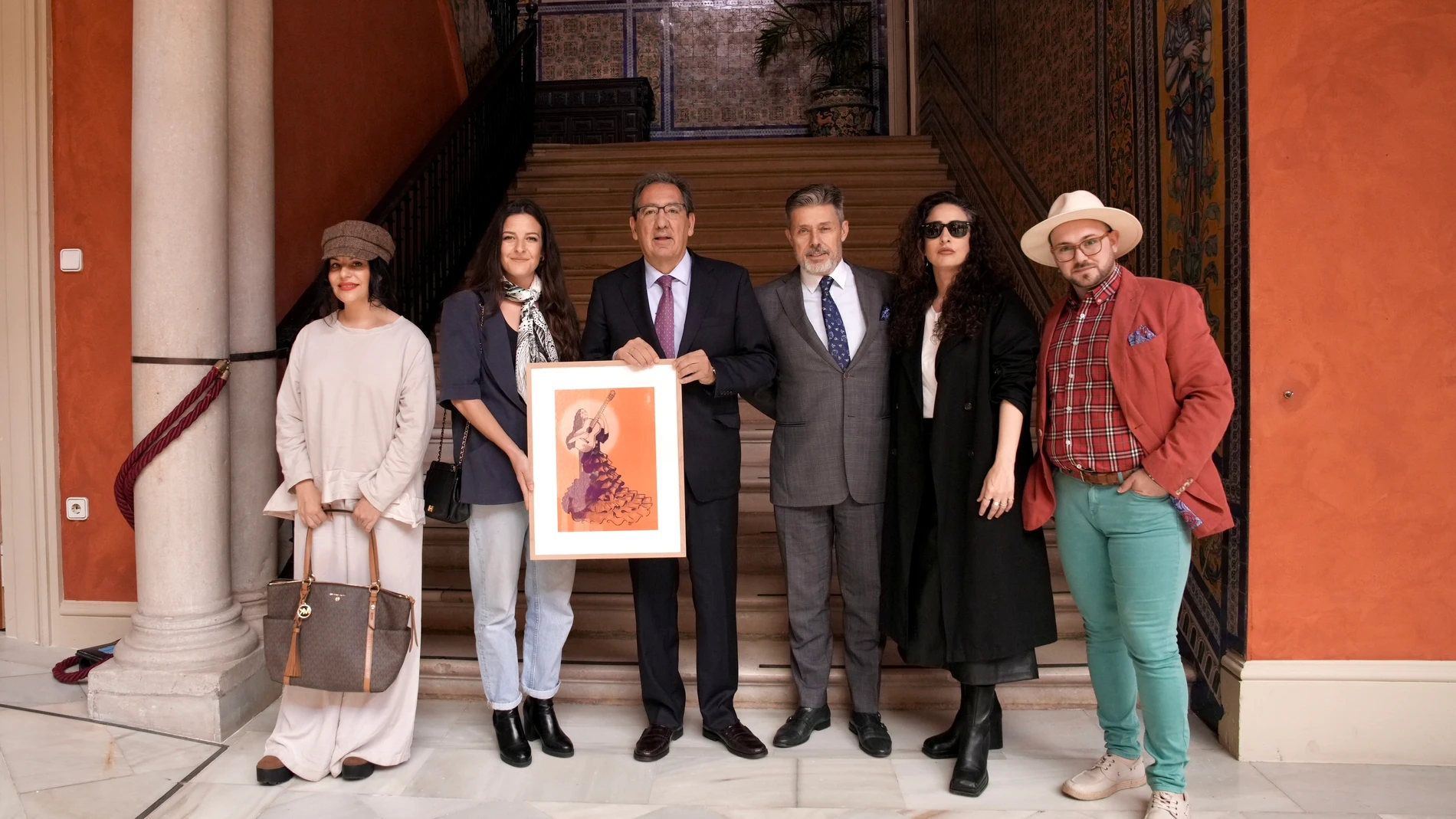 Antonio Pulido, en el centro, junto a 'La Tremendita', 'El Perrete' y Mercedes de Córdoba, en la presentación del ciclo 'Jueves Flamencos' de Cajasol.