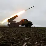 Rusia despliega en Ucrania cohetes norcoreanos de 240 mm: la guerra entra en una nueva fase