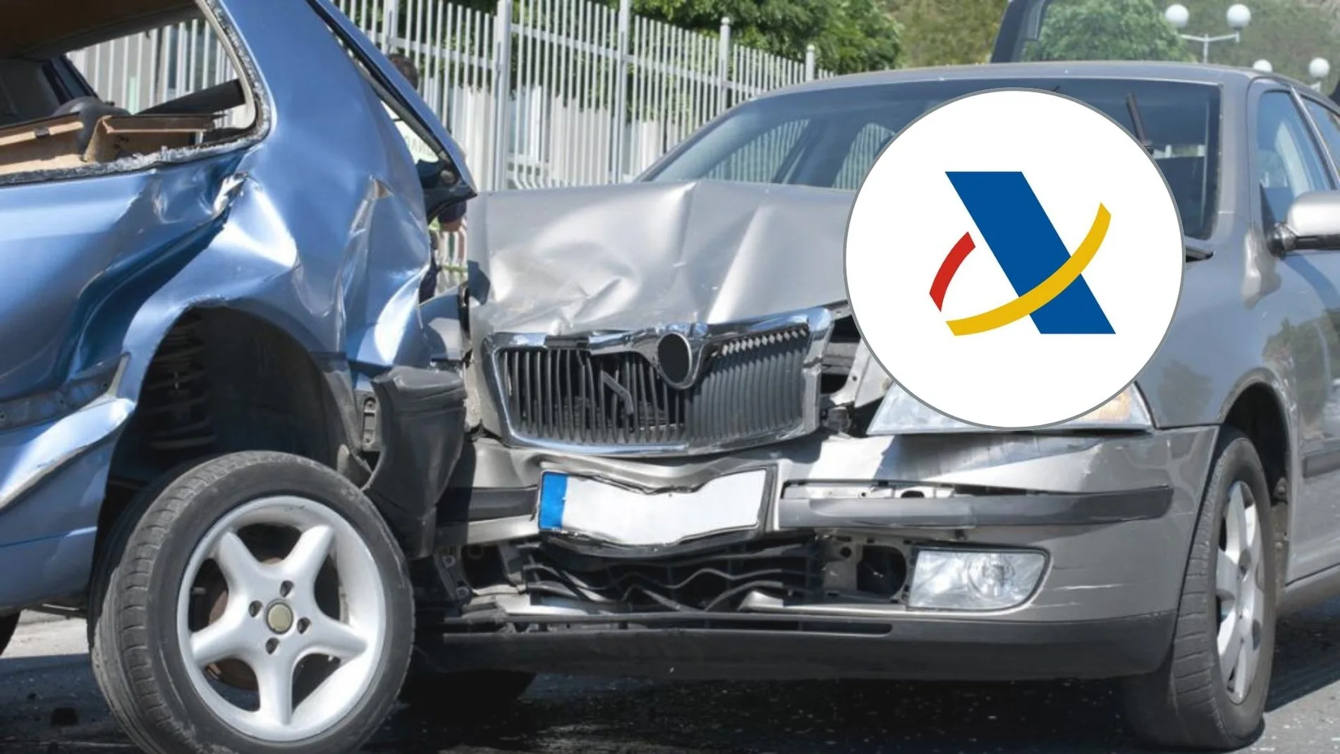 ¿Sabías que puedes desgravar el seguro del coche en la declaración de la Renta? Hacienda da las claves