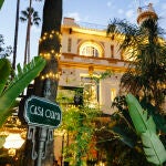 Fachada del restaurante Casa Ozama de Sevilla