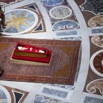 Papa.- Más de 128.000 personas visitan la capilla ardiente que ha permanecido abierta casi toda la noche