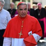 Papa.- Aparecen dos cartas firmadas por Francisco contrarias a la participación de Becciu en el Cónclave