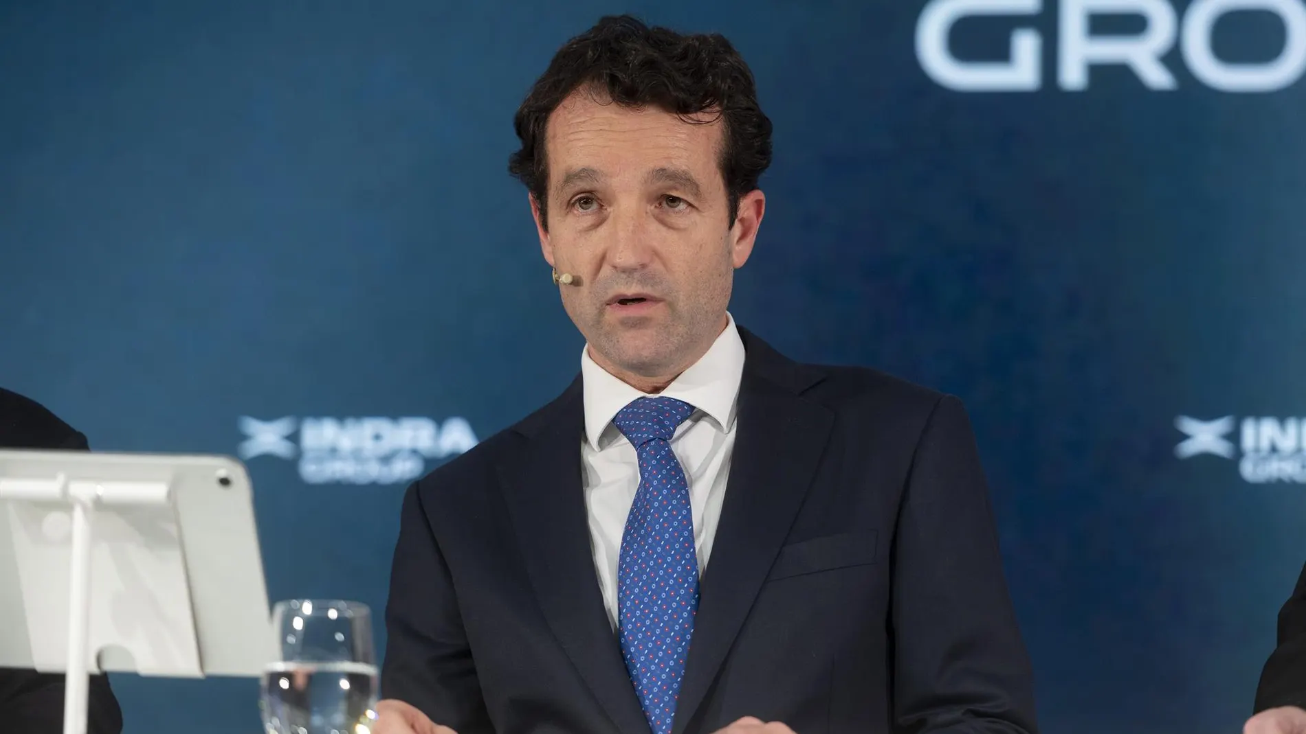 Economía/Bolsa.- Indra cae casi un 4% en Bolsa tras conocerse que estudia una fusión con Escribano