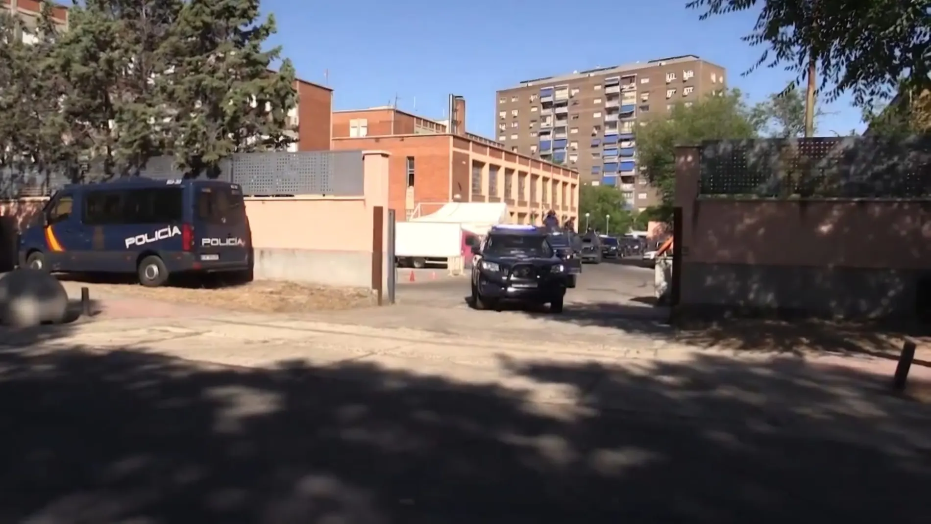 Una reforma en la cocina de los antidisturbios para mejorar su "pollo a la tacona"