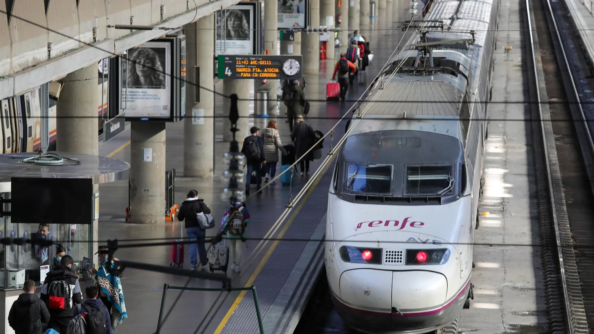 Trenes de Renfe en la estación
