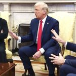 Ucrania.- Trump y Zelenski mantienen una reunión "muy productiva" en Roma antes de asistir al funeral del Papa Francisco