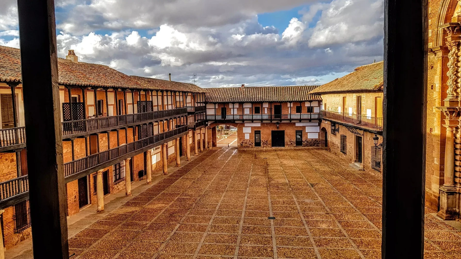 El pueblo que apodan el “Vaticano manchego” y que deslumbra en Castilla-La Mancha