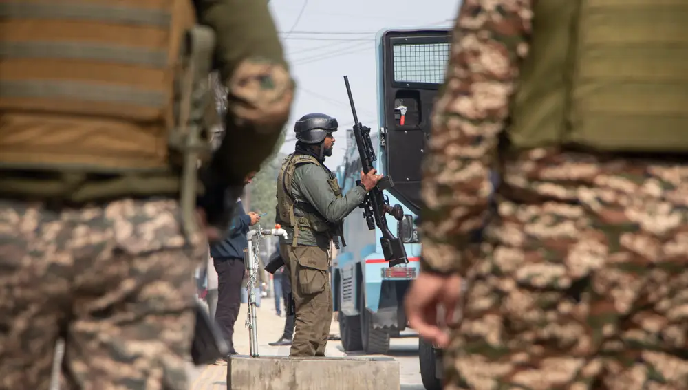 India/Pakistán.- Fuerzas indias y paquistaníes se enfrentan de nuevo en la frontera provisional de Cachemira