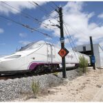 El "castigo" de Renfe a Almería: "solo 200 plazas en cada sentido en el tren que nos une con Madrid"