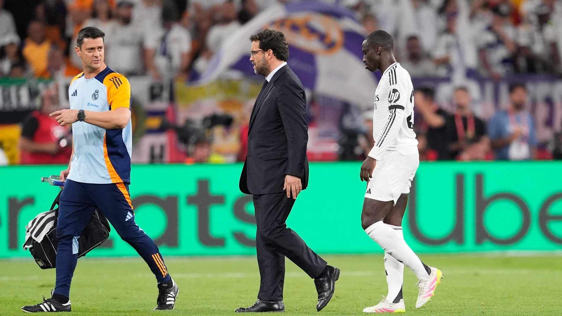 Ferland Mendy of Real Madrid gets injured during the Spanish Cup, Copa del Rey, Final football match played between FC Barcelona and Real Madrid at La Cartuja Stadium on April 26, 2025 in Sevilla, Spain.AFP7 26/04/2025 ONLY FOR USE IN SPAIN