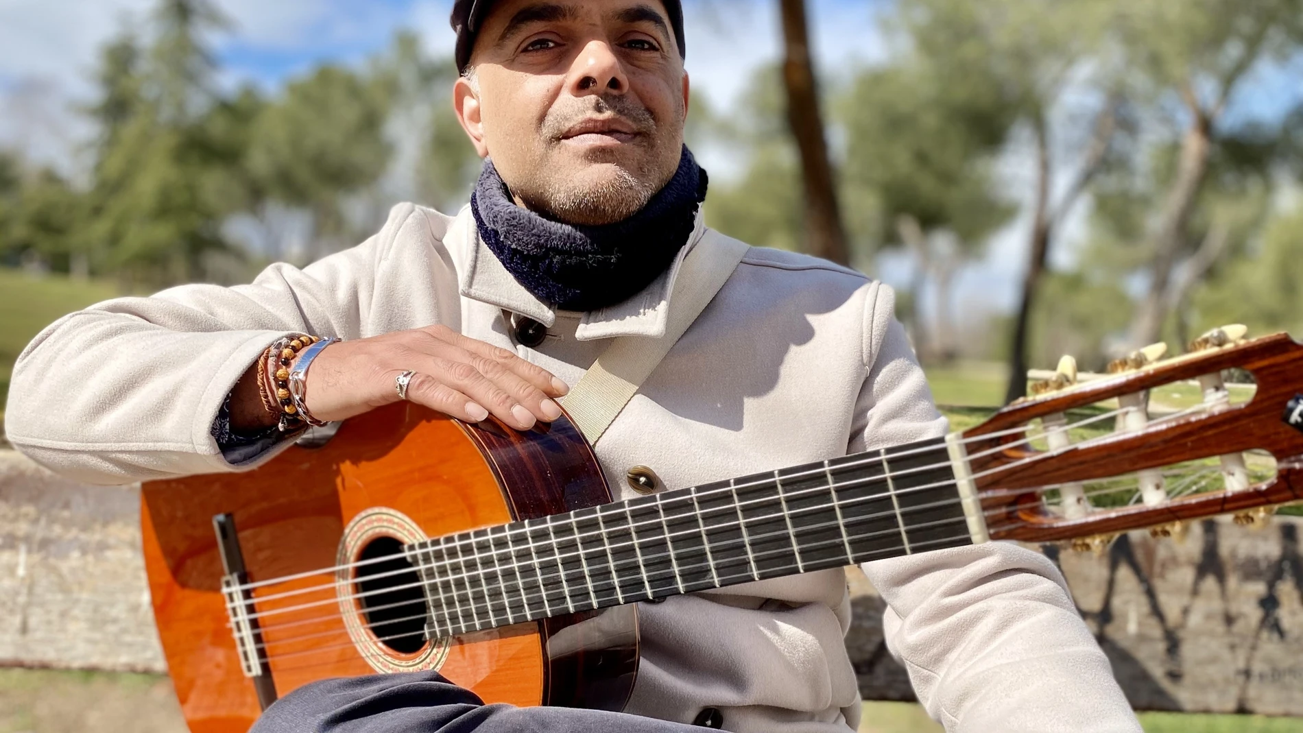 El guitarrista madrileño Jerónimo Maya posa en 2023 en Cañorroto.
