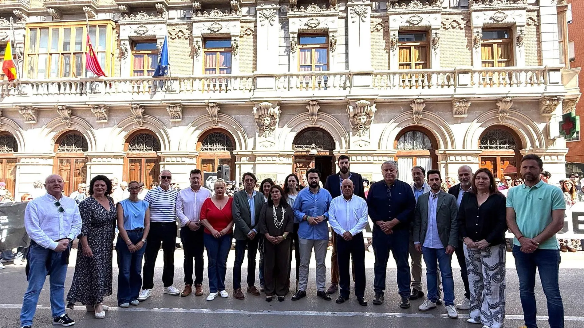 MURCIA.-El Gobierno regional participa en la primera de las movilizaciones para exigir al Ministerio la recuperación de Portmán