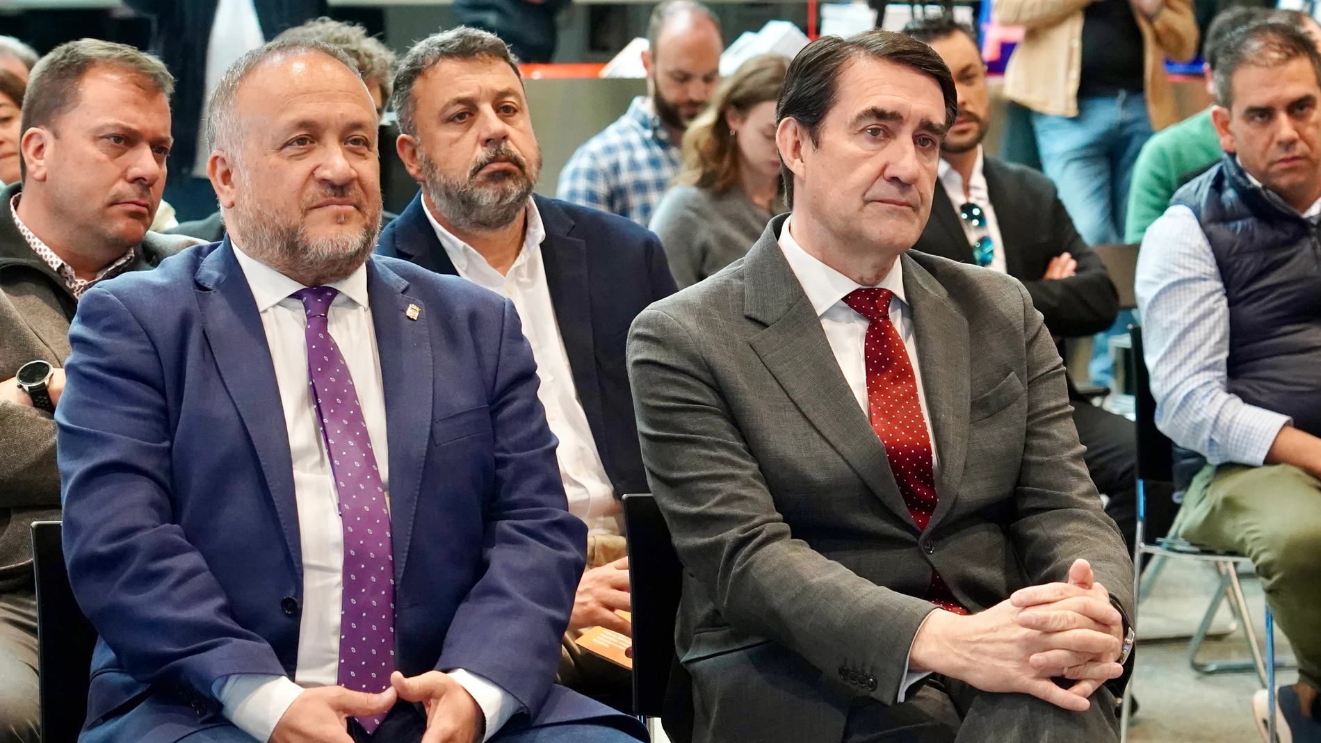 Suárez-Quiñones junto con el presidente de la Diputación de León