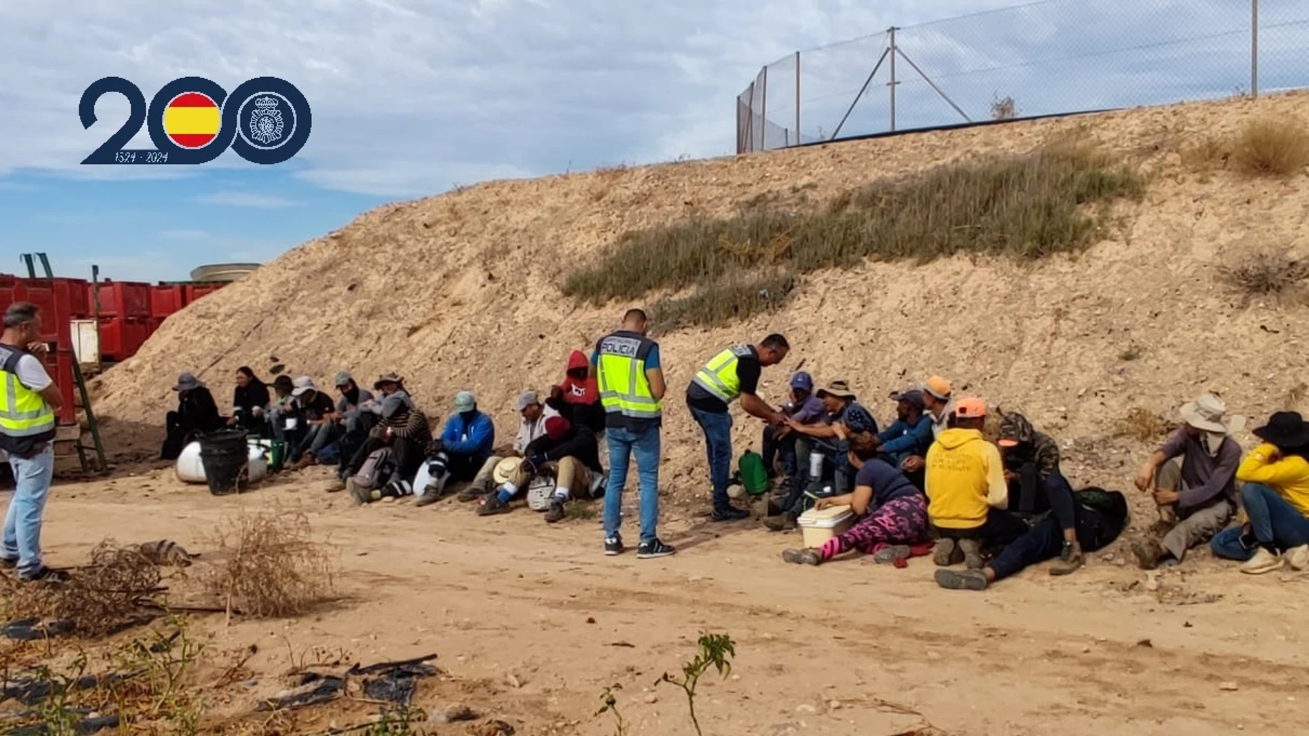 Ooperativo policial contra las redes de inmigración irregular desarrollado en Alhama de Murcia (Murcia), que se ha saldado con la detención de 37 personas REMITIDA / HANDOUT por POLICÍA NACIONAL Fotografía remitida a medios de comunicación exclusivamente para ilustrar la noticia a la que hace referencia la imagen, y citando la procedencia de la imagen en la firma 28/04/2025