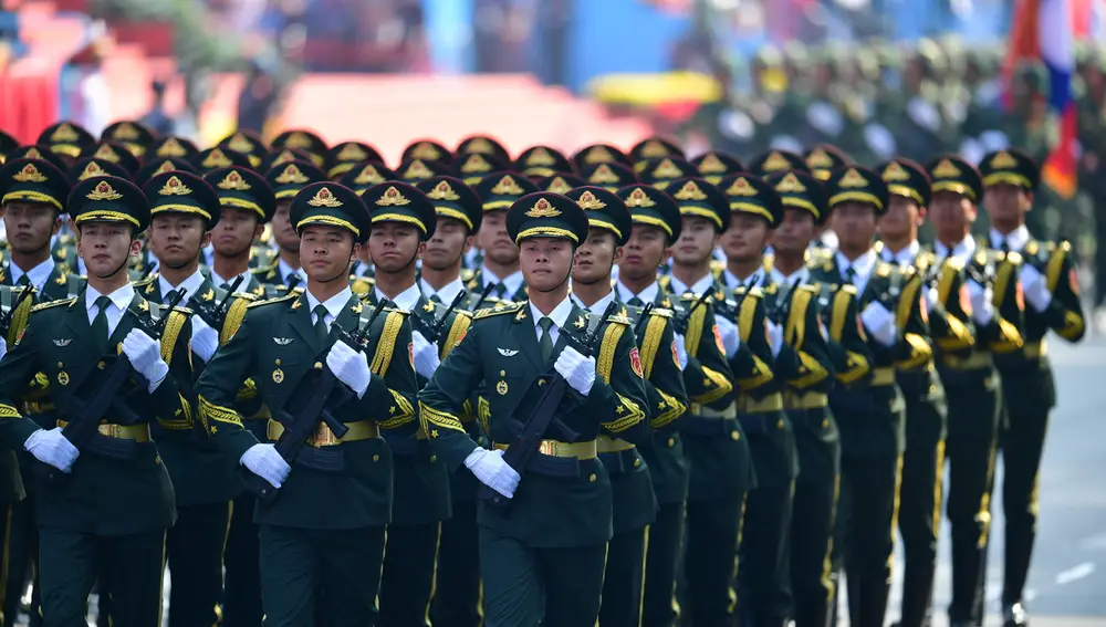 Vietnam celebrates the 50th anniversary of reunification day