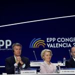 AMP.- Feijóo ataca a Sánchez por "negar" inversiones tras las dana y pide ayuda a la UE para invertir 12.000 millones