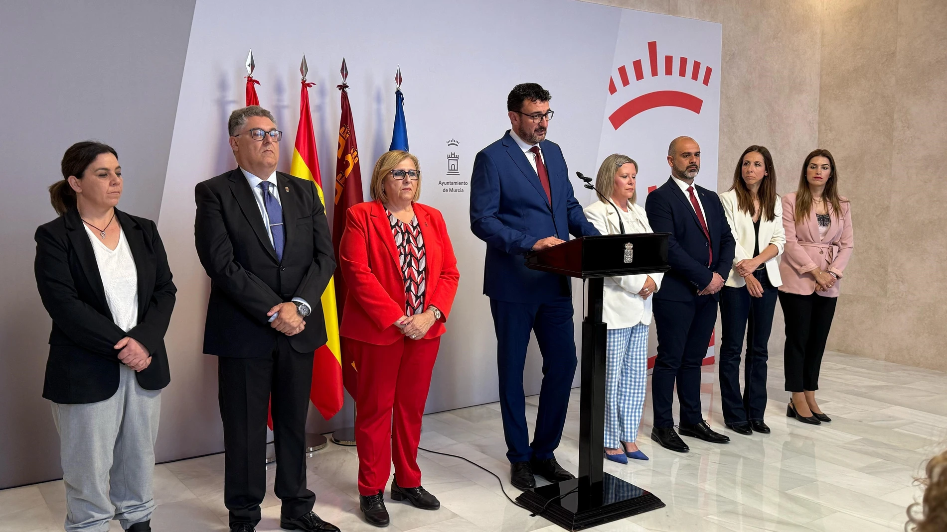 El PSOE denuncia "paradas saturadas y basura acumulada" en las Fiestas de Primavera REMITIDA / HANDOUT por PSOE MURCIA Fotografía remitida a medios de comunicación exclusivamente para ilustrar la noticia a la que hace referencia la imagen, y citando la procedencia de la imagen en la firma 30/04/2025