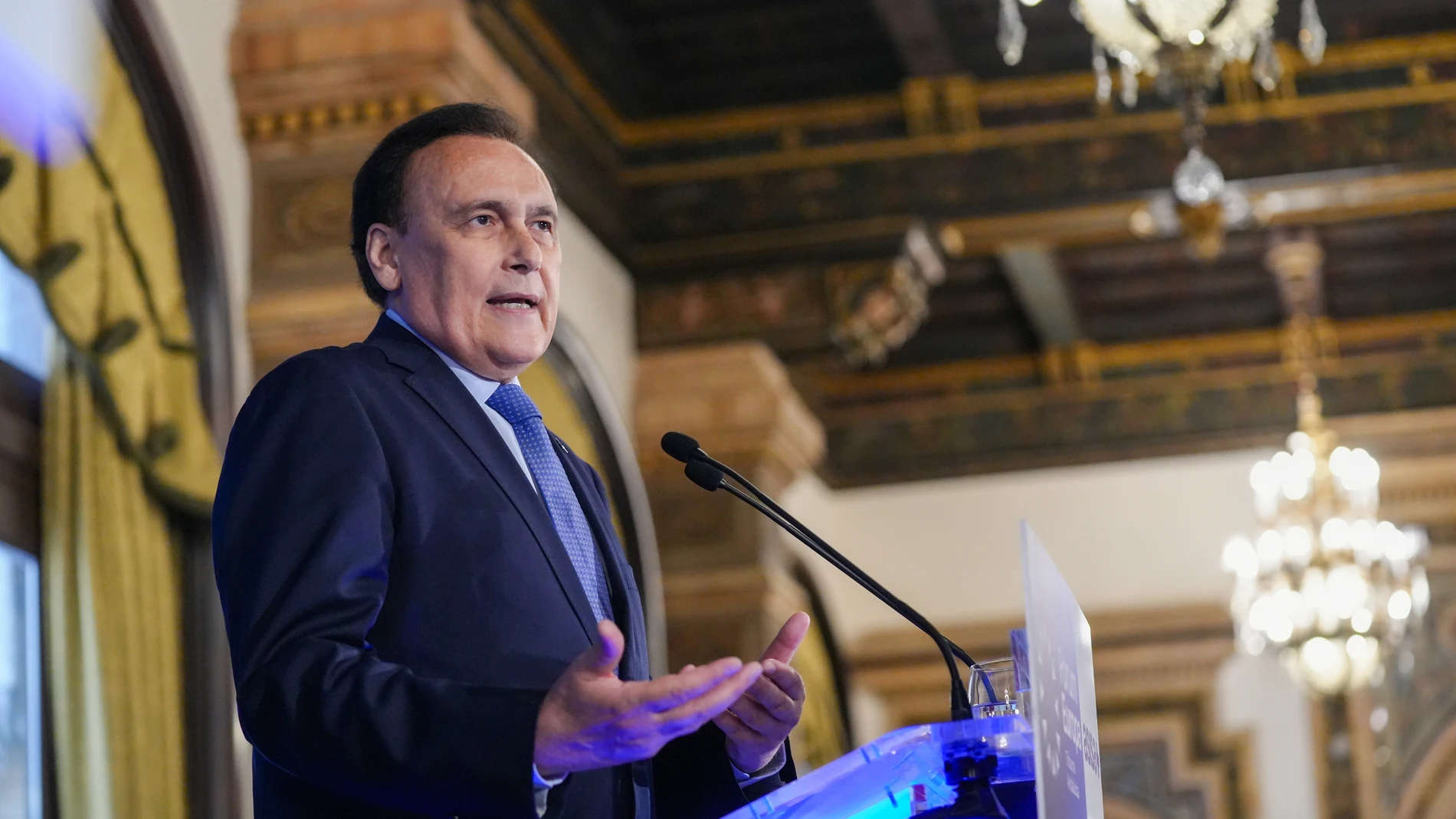 El consejero de Universidad, Investigación e Innovación, José Carlos Gómez Villamandos, ayer durante el Desayuno informativo Nueva Economía Fórum