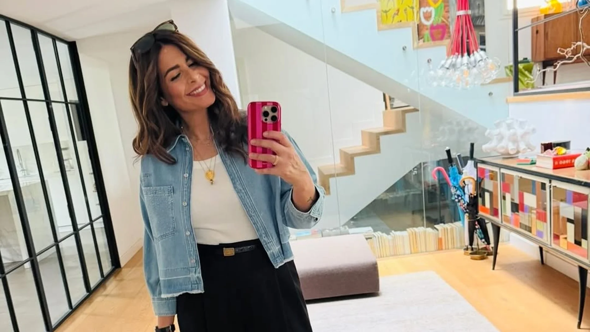 El look de Nuria Roca para ir al trabajo.