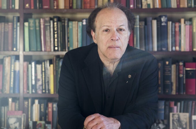  Javier Marías