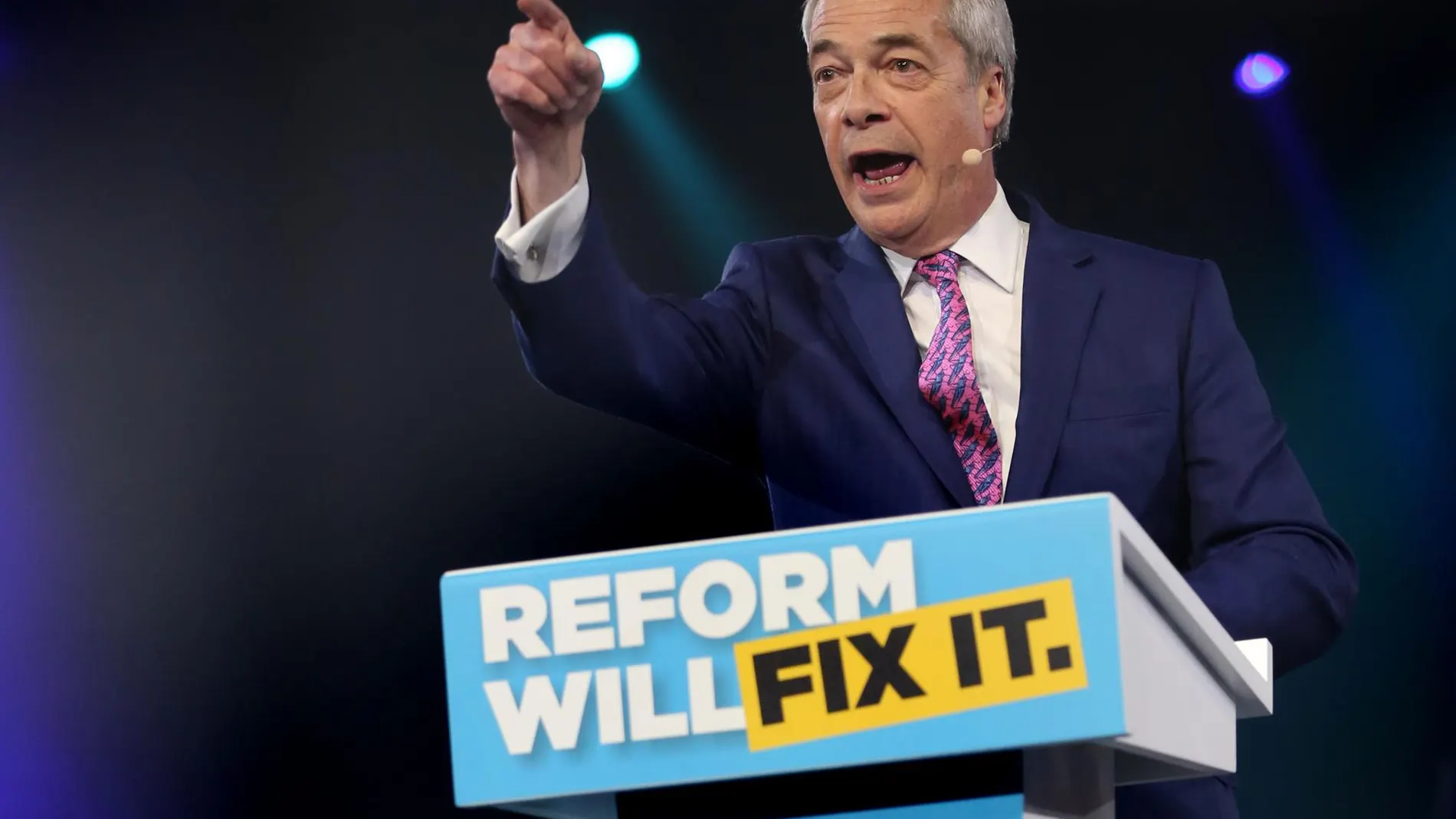 R.Unido.- El partido de Farage arrebata un escaño a los laboristas en las elecciones parciales de Reino Unido
