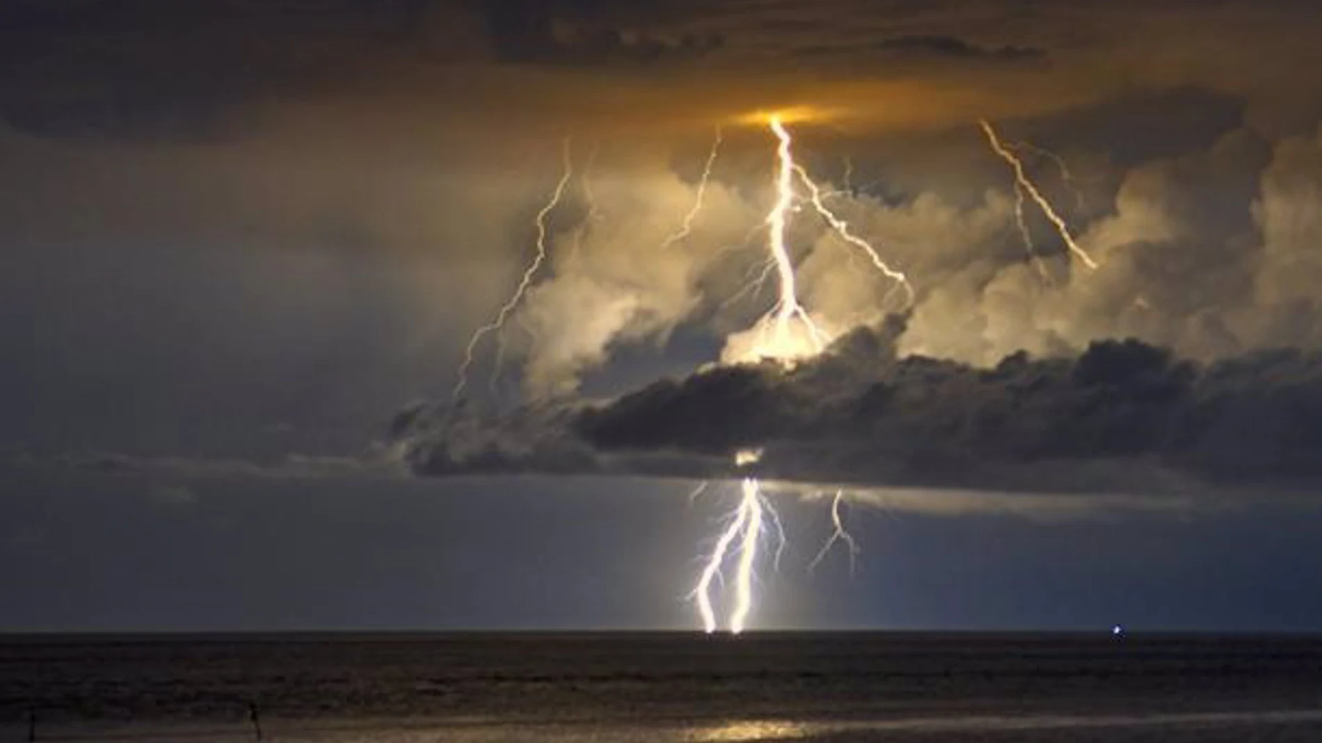Jornada de tormentas en Galicia