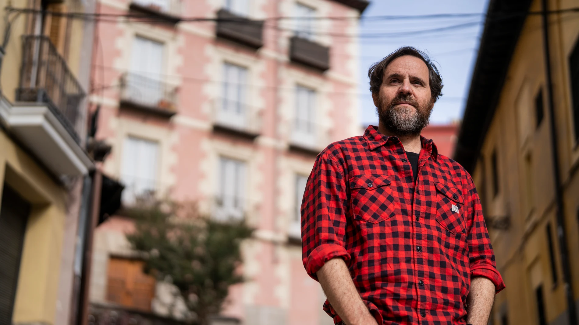 Entrevista a Fernando Navarro por su novela Crisálida