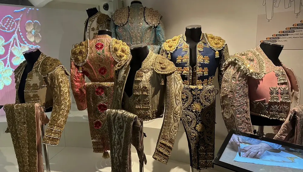 Exposición de vestidos de gran calado