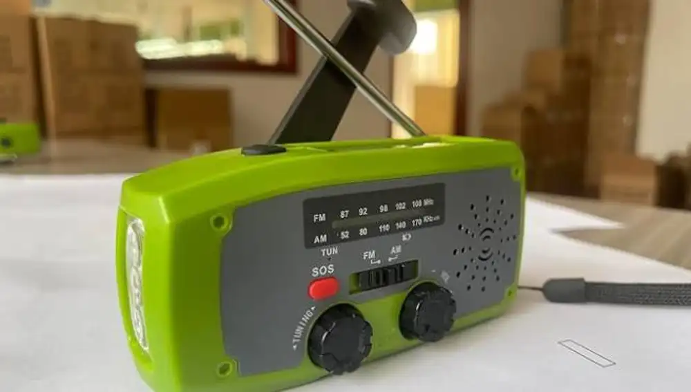 Radio solar de emergencia SOLARBABY.