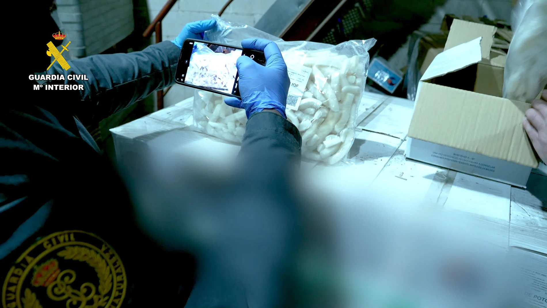 Intervención de alimentos en mal estado por parte de la Guardia Civil
