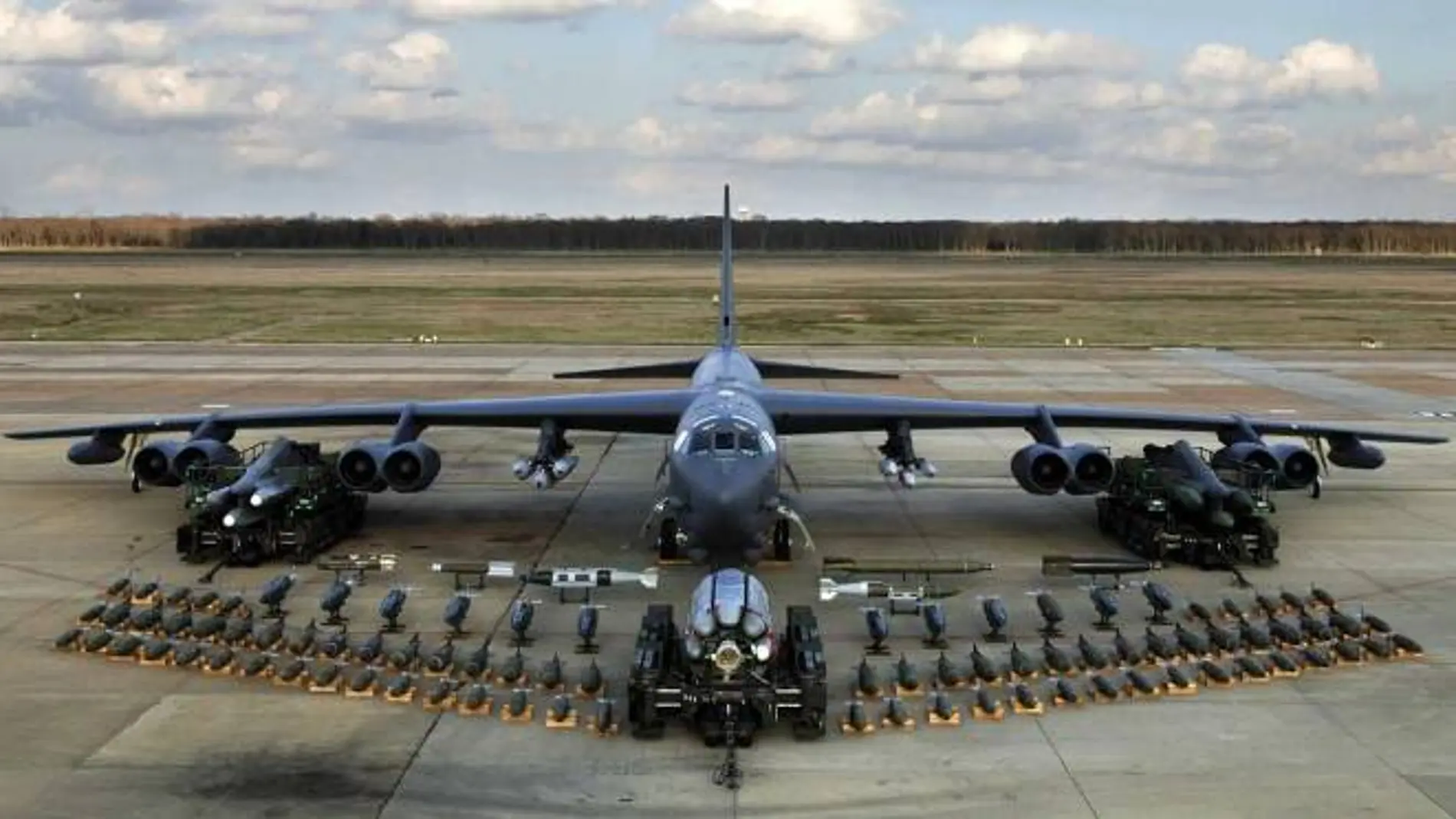 Cómo el bombardero B-52 se convertirá en el primer avión de combate en servicio durante 100 años.