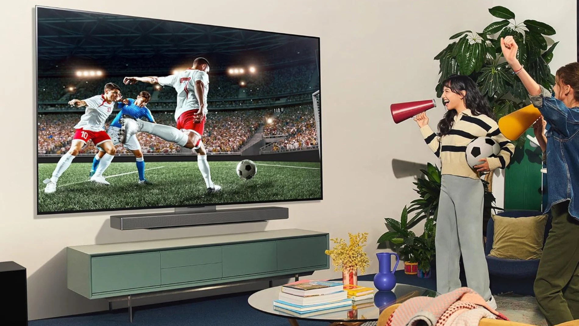 El televisor LG OLED65C44LA está muy bien valorado en Amazon
