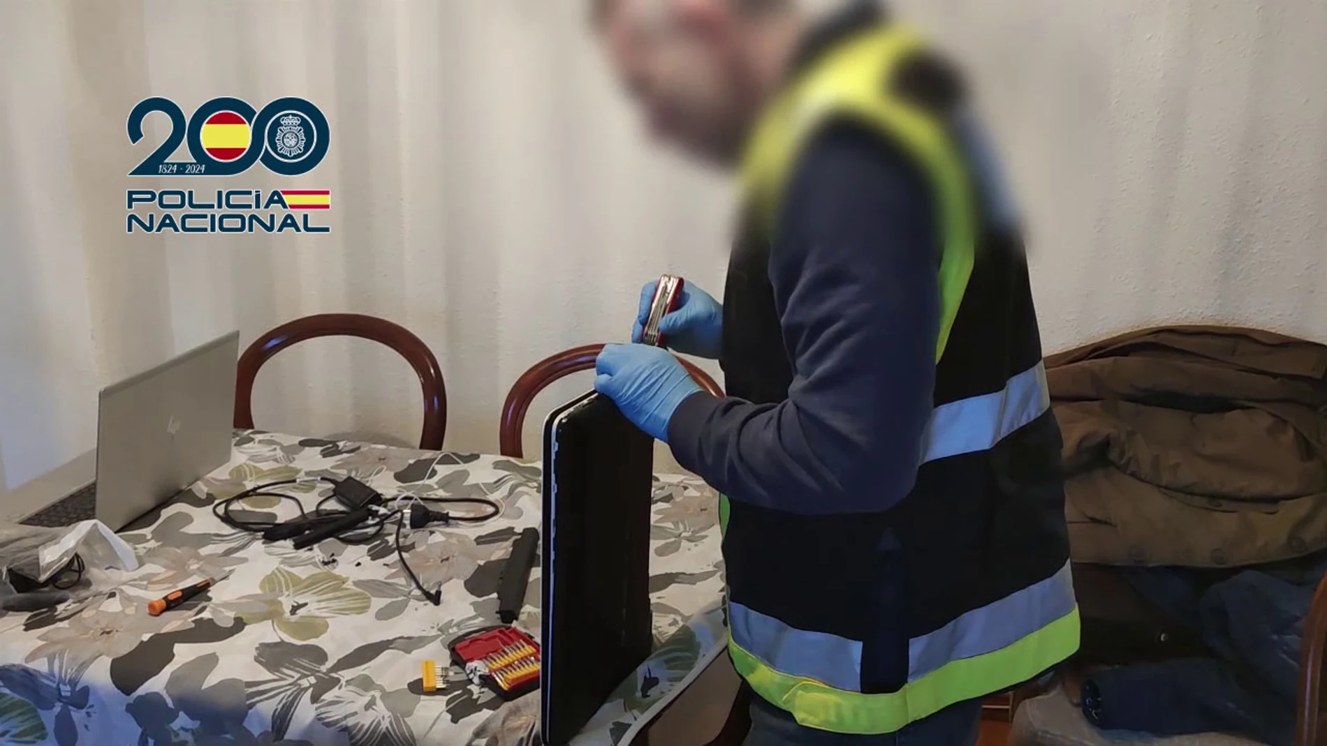 El arresto se produce dentro de una operación de la Policía Nacional contra la pornografía infantil que se salda con otro detenido en la provincia de León