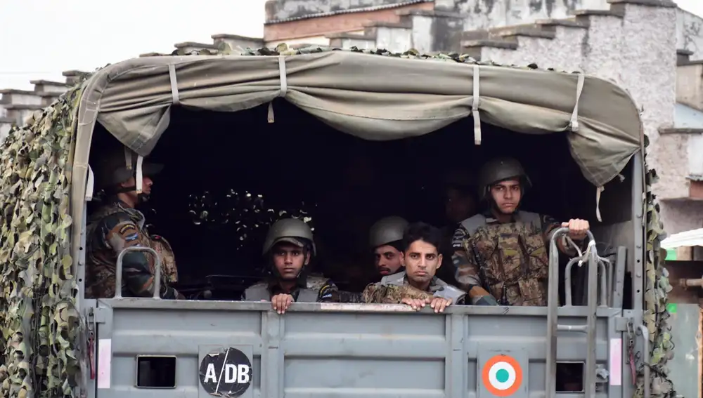 Cachemira.- Pakistán convoca a la encargada de negocios de India para abordar los últimos ataques