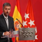 Mujeres víctimas de violencia y con dificultades económicas en Madrid recibirán ayudas de hasta 12.420 euros
