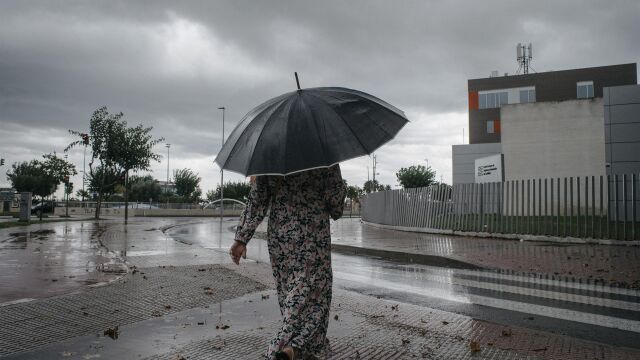 España en alerta por lluvias y tormentas, con Valencia en nivel naranja
