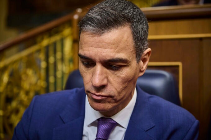 Sánchez reaparece y defiende a García Ortiz, mientras guarda silencio sobre las 