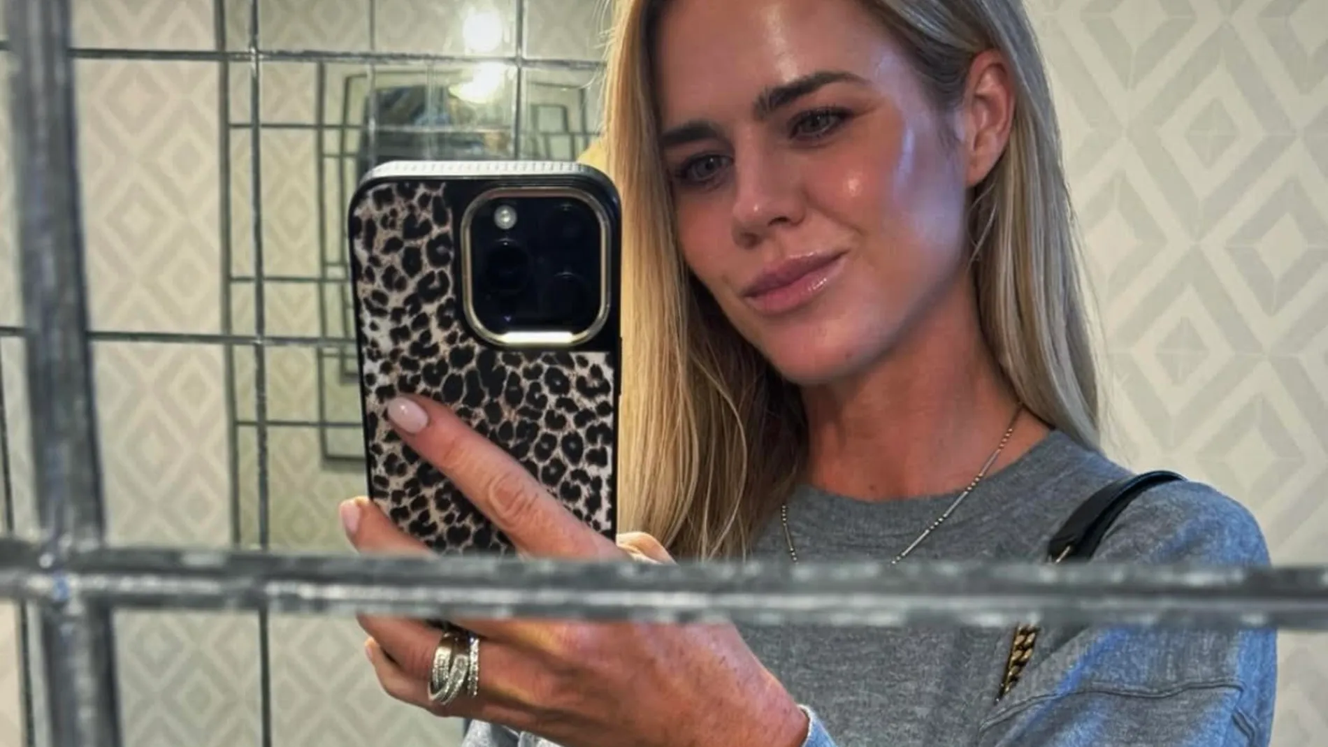 El look de Amelia Bono.