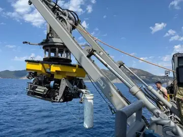 Uno de los vehículos submarinos remotamente tripulados desplegados en el ejercicio Uno de los vehículos submarinos remotamente tripulados desplegados en el ejercicio