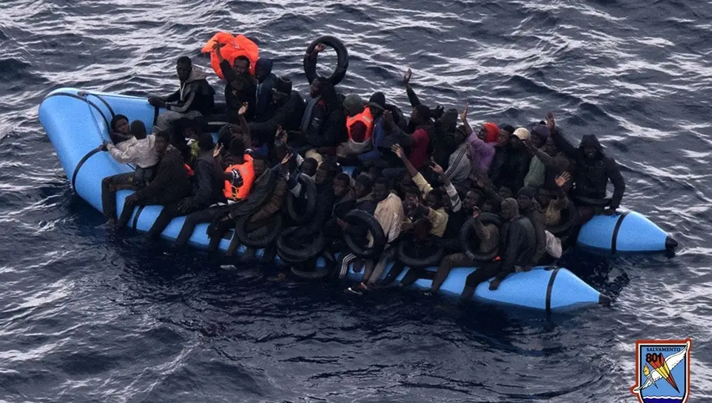 Patera localizada en el mar de Alborán