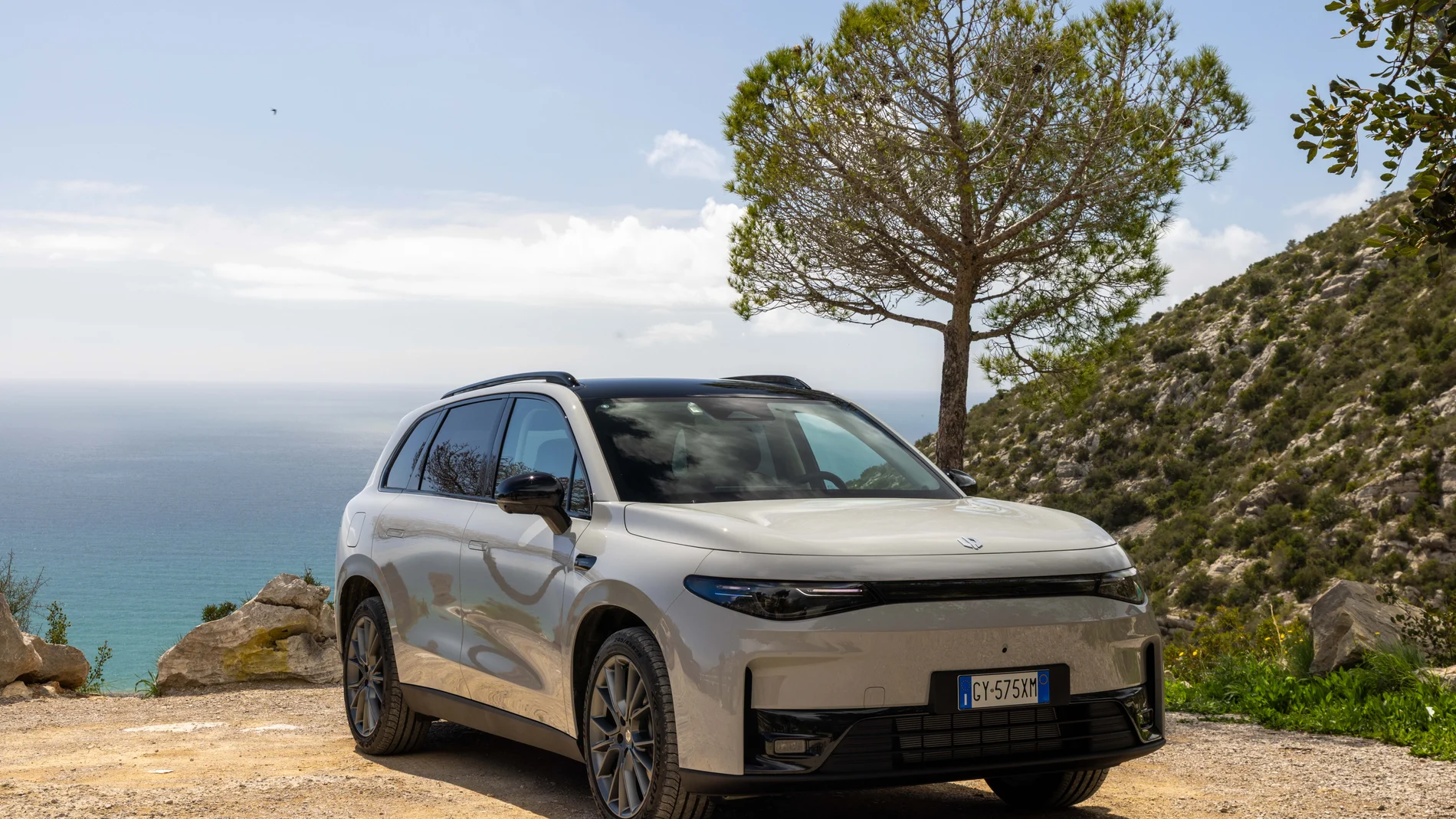 Leapmotor, la marca china de Stellantis, presenta sus dos vehículos eléctricos